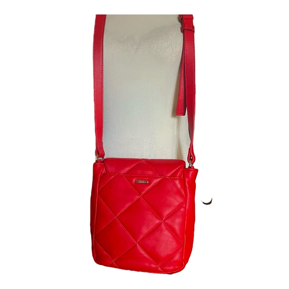 Vince Camuto Doty Red Quilted Leather Crossbody Handbag. - Picture 5 of 9